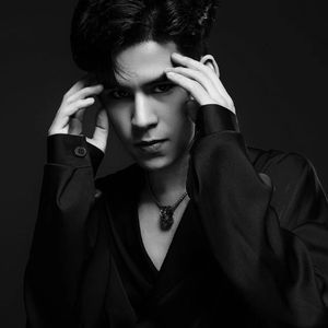 操东娘们的视频
